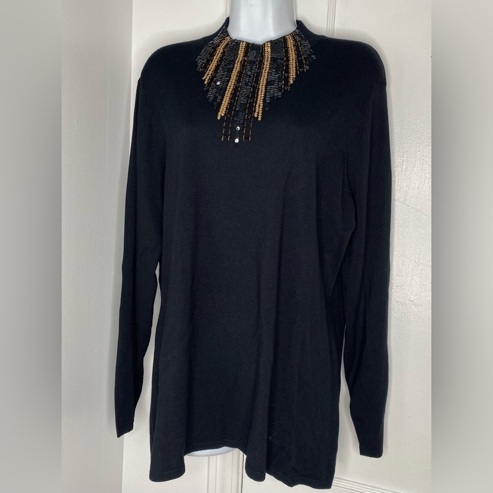 REBA XL Black Sweater